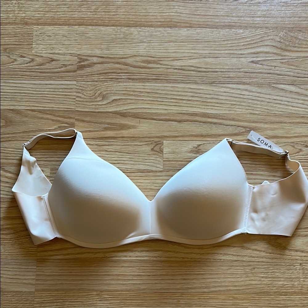 Soma Nude T-Shirt Bra with Adjustable Straps